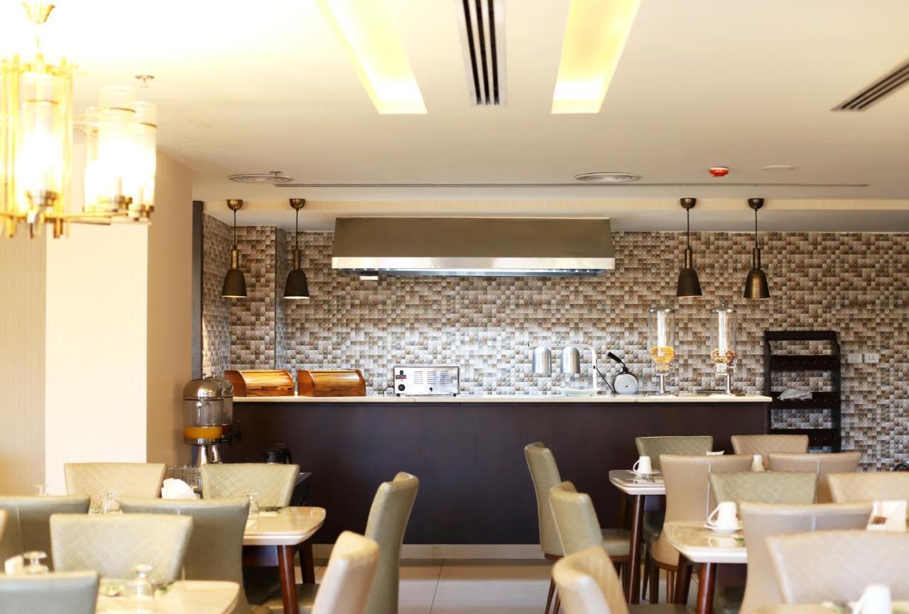 The Sanrock Hotel Amman Exteriör bild